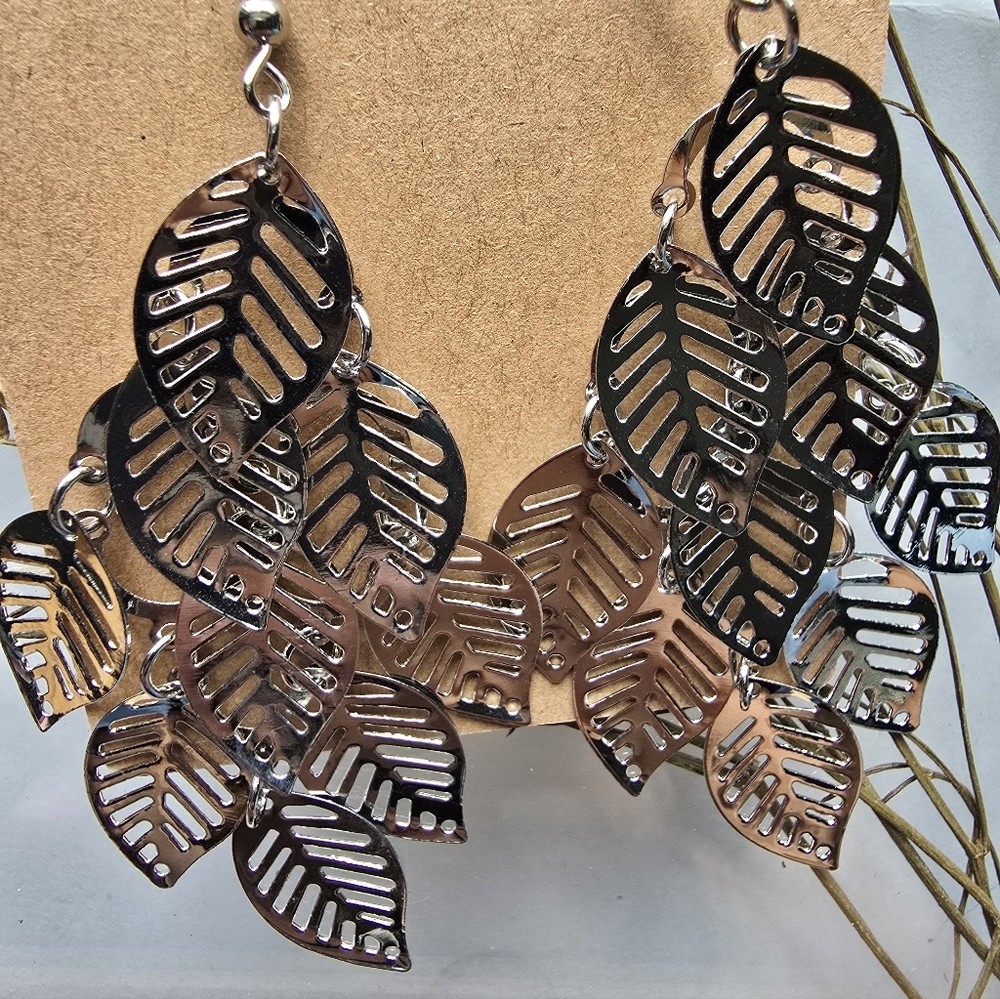 Boho Leaf Dangle Earrings | Metallic Botanical Statement Earrings