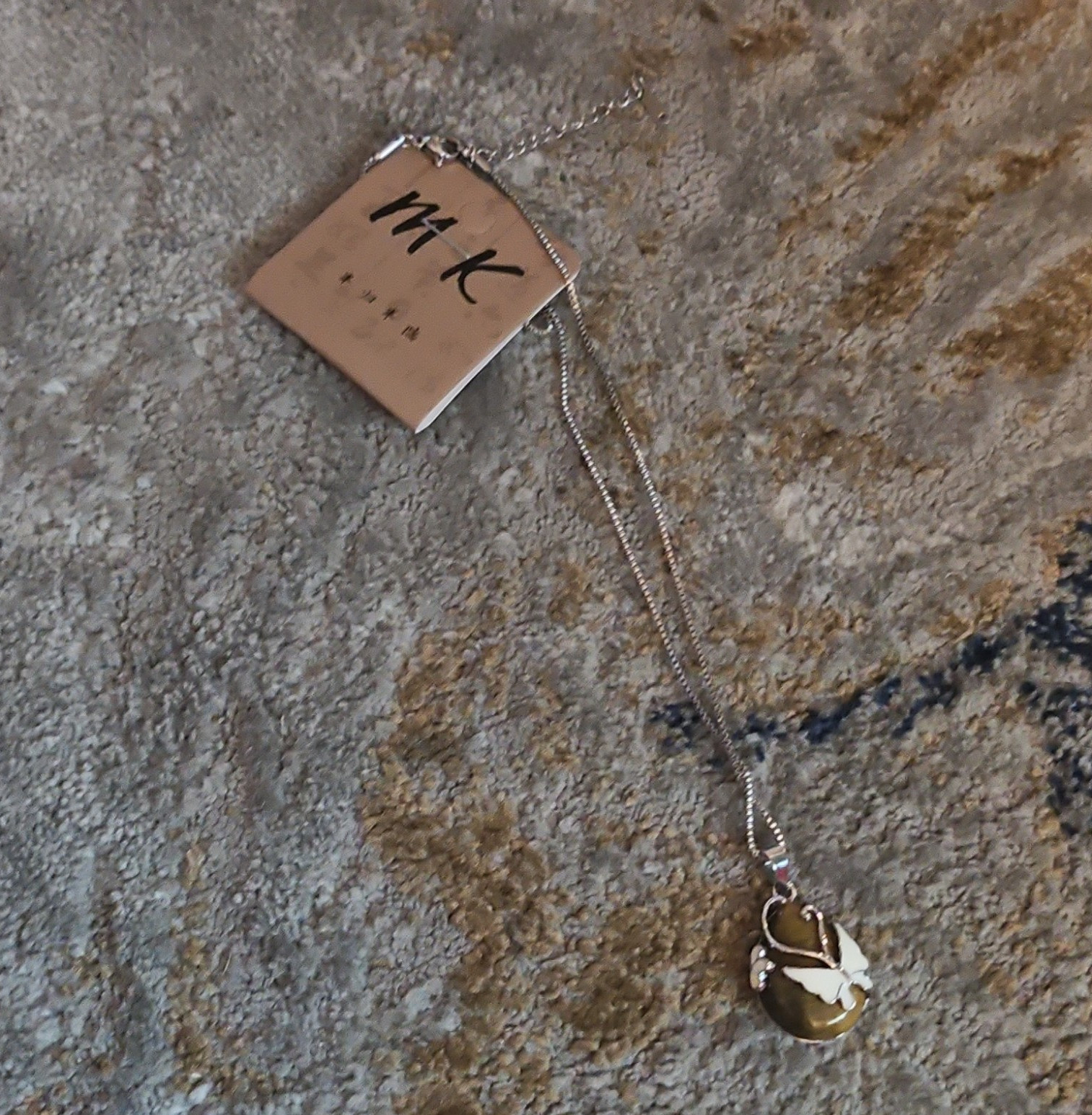 M&K Silver Tone Metal Pendant Chain Necklace Animal Charm, Asymmetrical