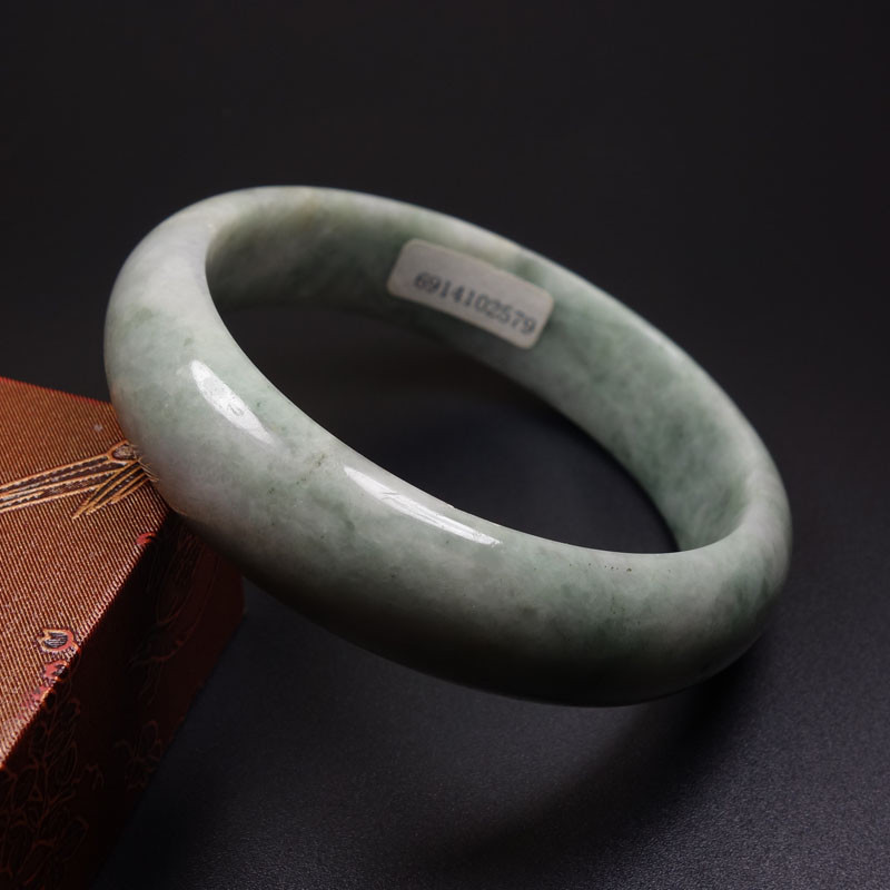 59mm Certified Grade A 100% Natural Green Jadeite Jade Bangle Bracelet Z5211