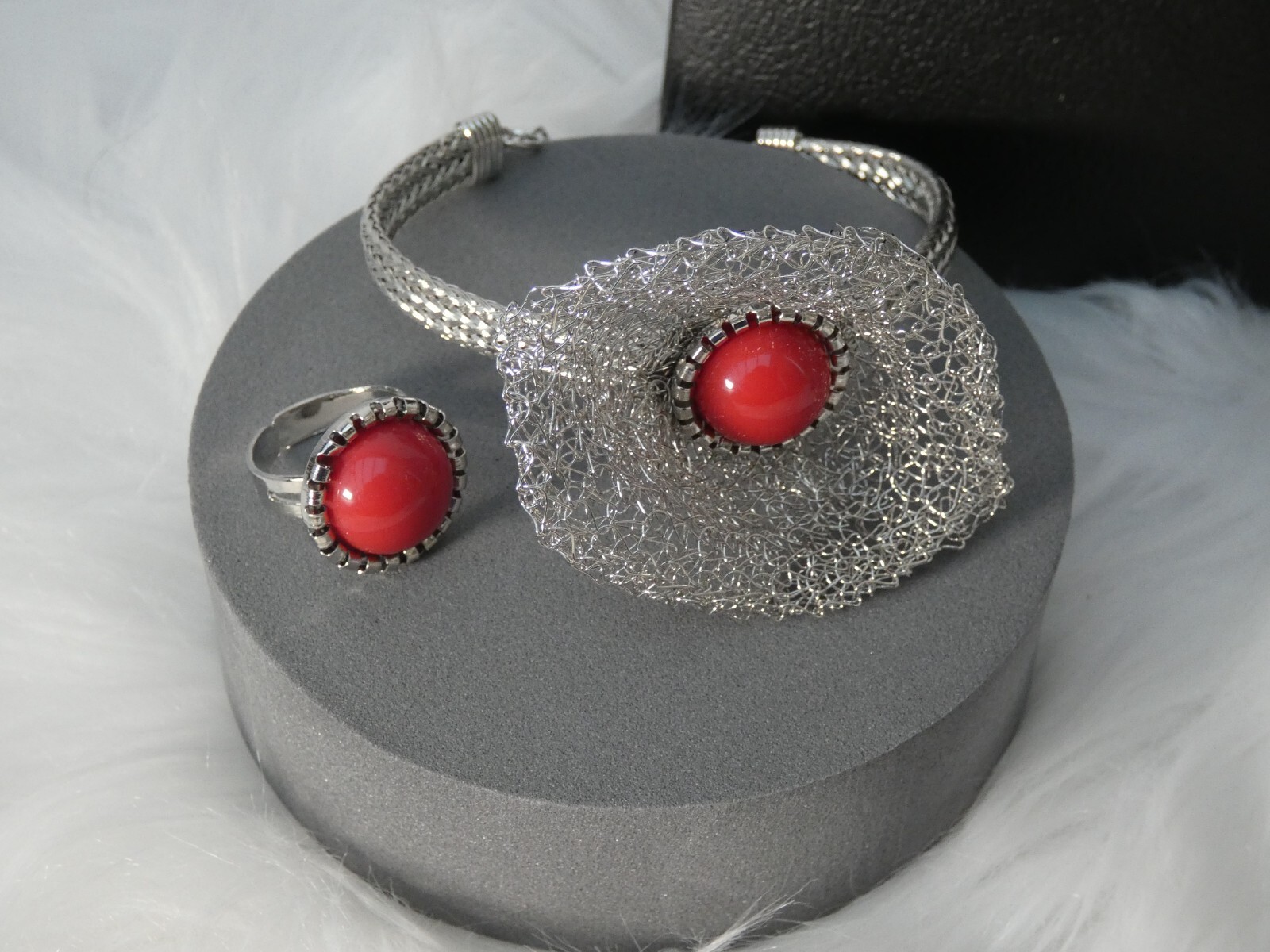 Silver Red Latest Design 4 Pcs Silver Wedding Necklace Jewellery set