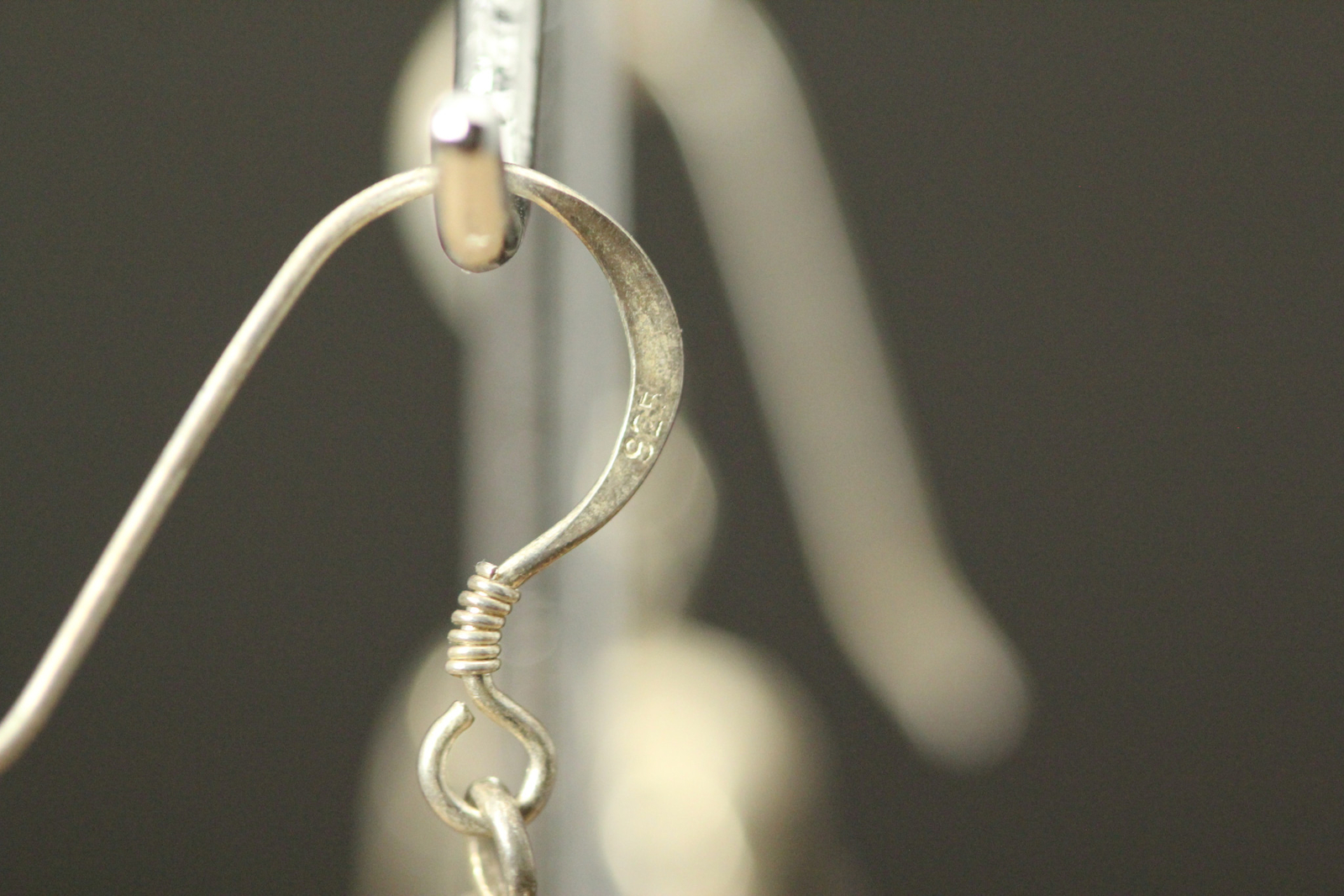 925 Sterling Silver Elephant & Hematite Bead Dangle Earrings 5.6 Grams (EAR5742)