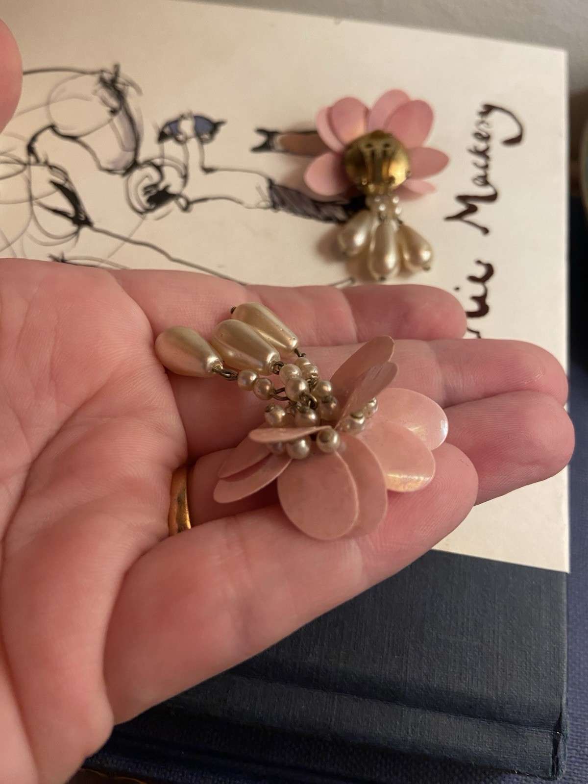 Vintage 1950s Movable Petal Flower Clip-On Earrings