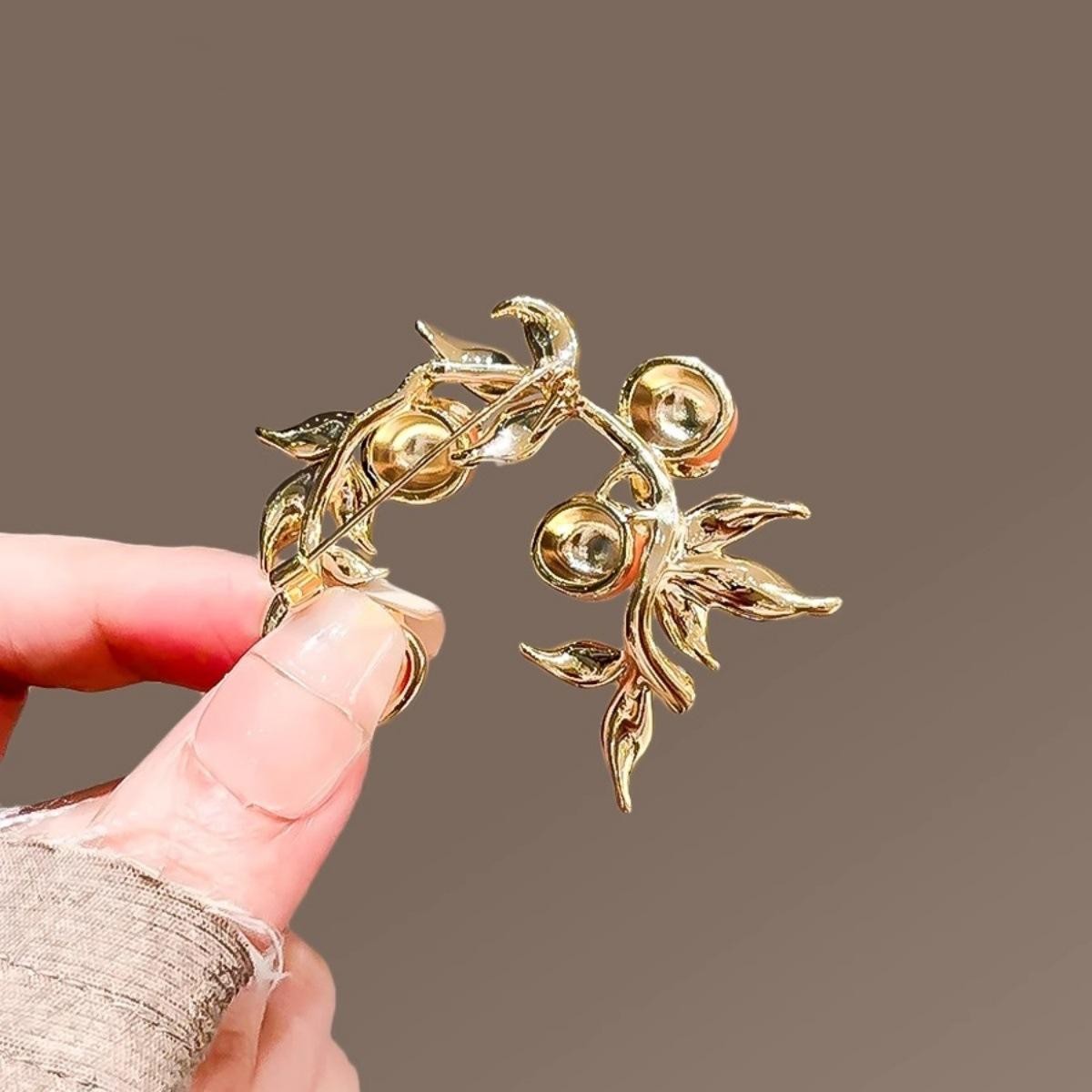Enamel Persimmon Brooch Garden Style Fashion Lapel Pin