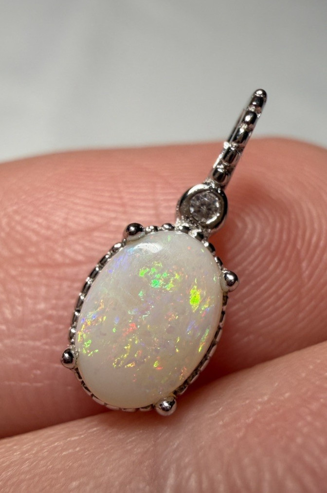 Solid Opal Pendant Silver Rainbow Fire Vintage style Everyday Luxury #0164