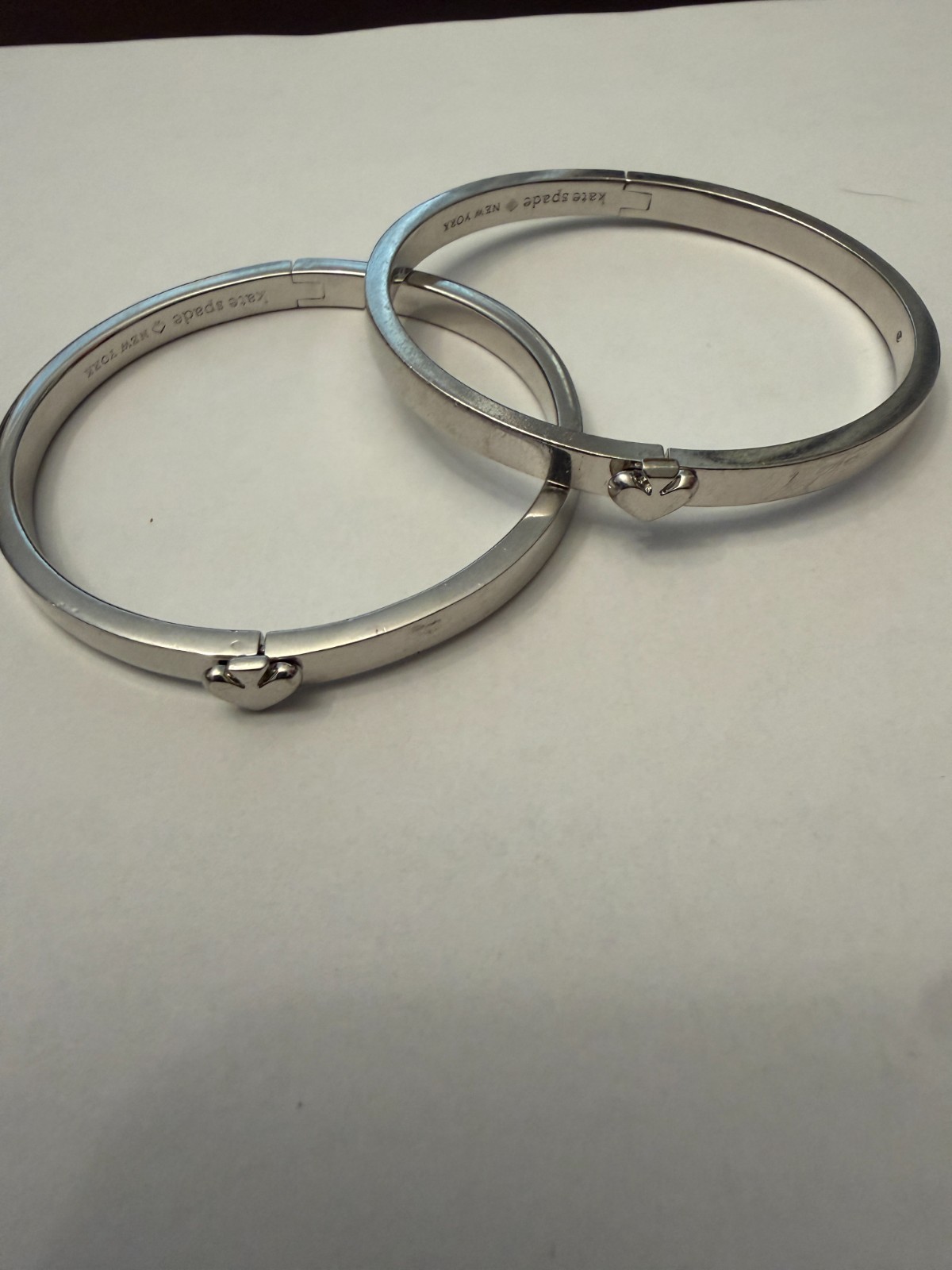 Kate Spade silver Tone Hinged Bangle Bracelets Spade Heart Motif 6.75″