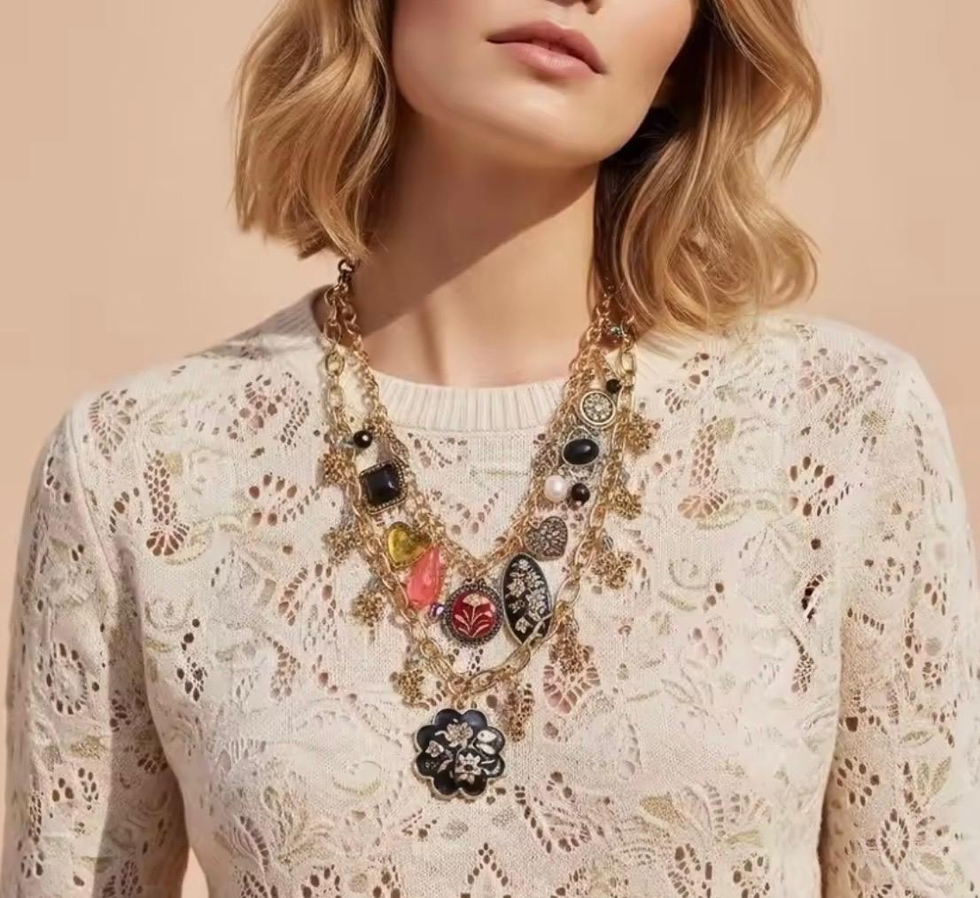 Vintage Style Multi Layer Floral Pendant Necklace Chunky Statement Jewelry