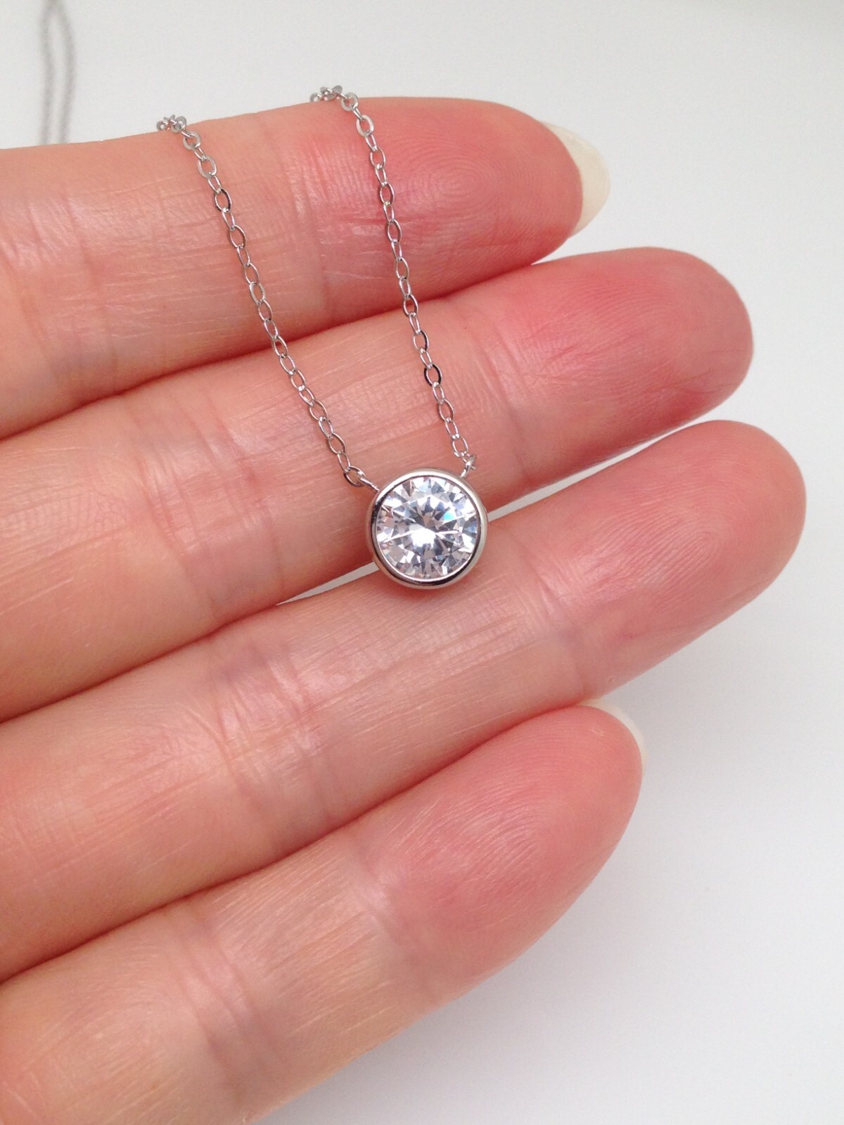 925 Sterling Silver Bezel CZ Round Solitaire Pendant Necklace 1 Ct 16-18″ 7mm