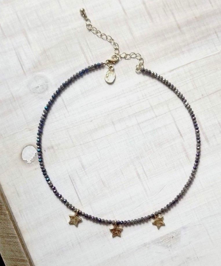 Dreamer Star Charm Dark Gray Iridescent Beaded Memory Wire Choker