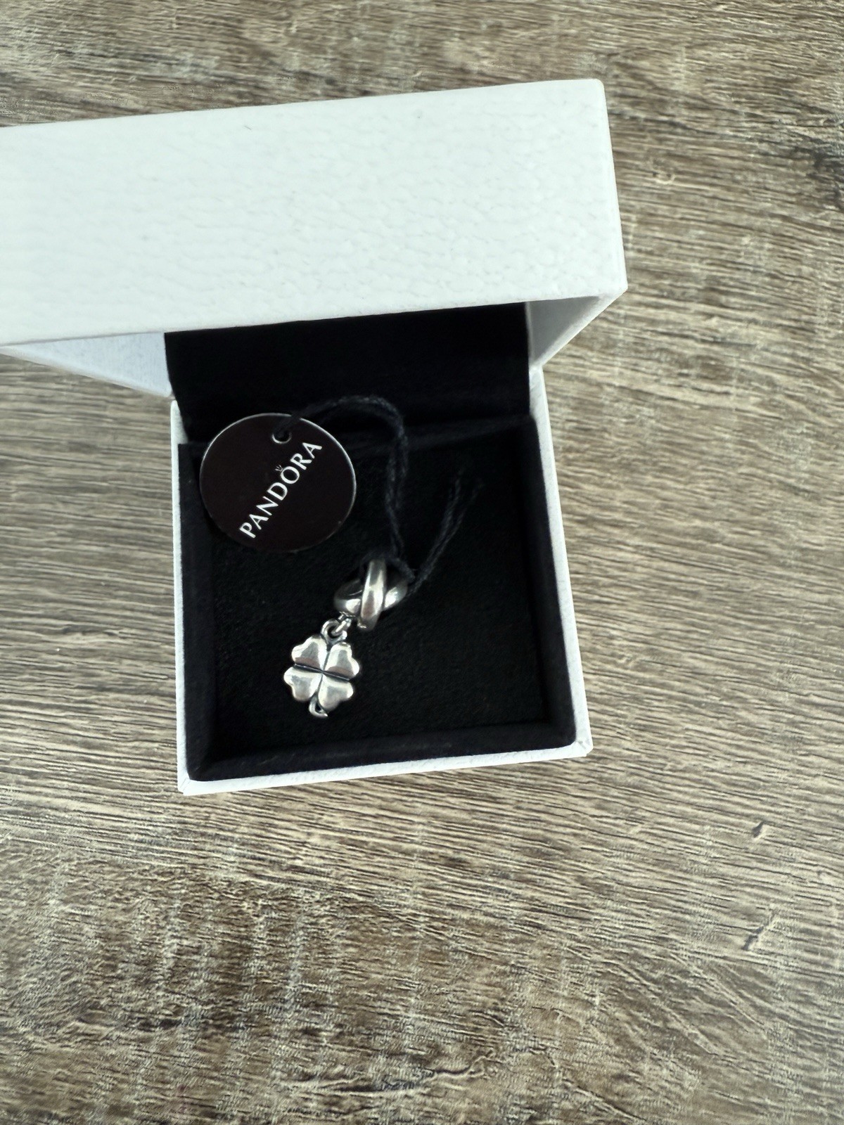 New With Tag Authentic Pandora Green Four Leaf Clover Lucky Dangle