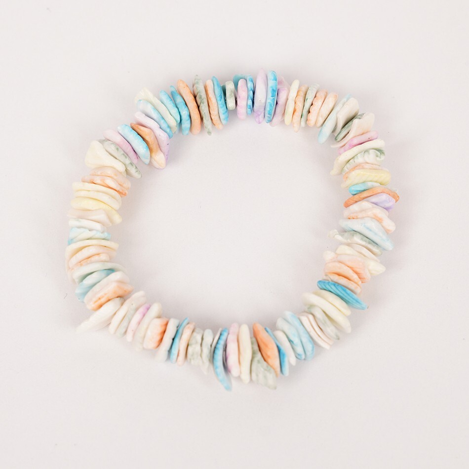 Beaded Multi Color Shell Chip Elastic Bracelet