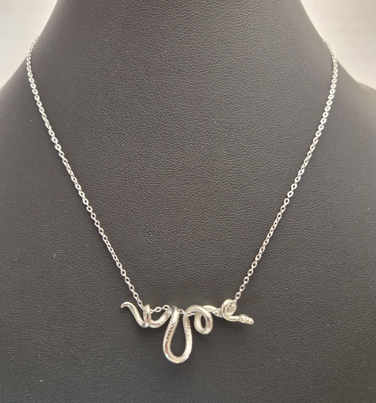 Silver Tone Snake Charm Pendant Necklace Cable Chain Lobster Adj 18in-S Steel
