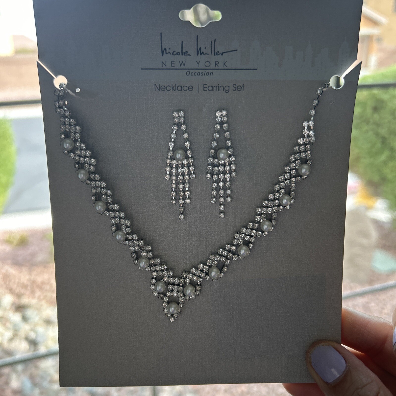fashion jewelry necklace and earring set rhinestone…see Picture