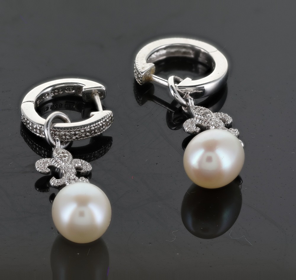 Silver 925 drop earrings pearl pendant from a pavé-encrusted fleur-de-lis motif