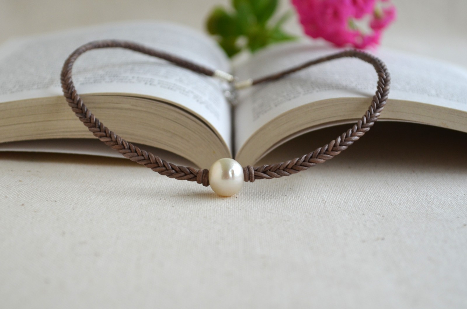 12–13mm White Edison Pearl Necklace Braided Leather Minimalist Pearl Choker 16.5