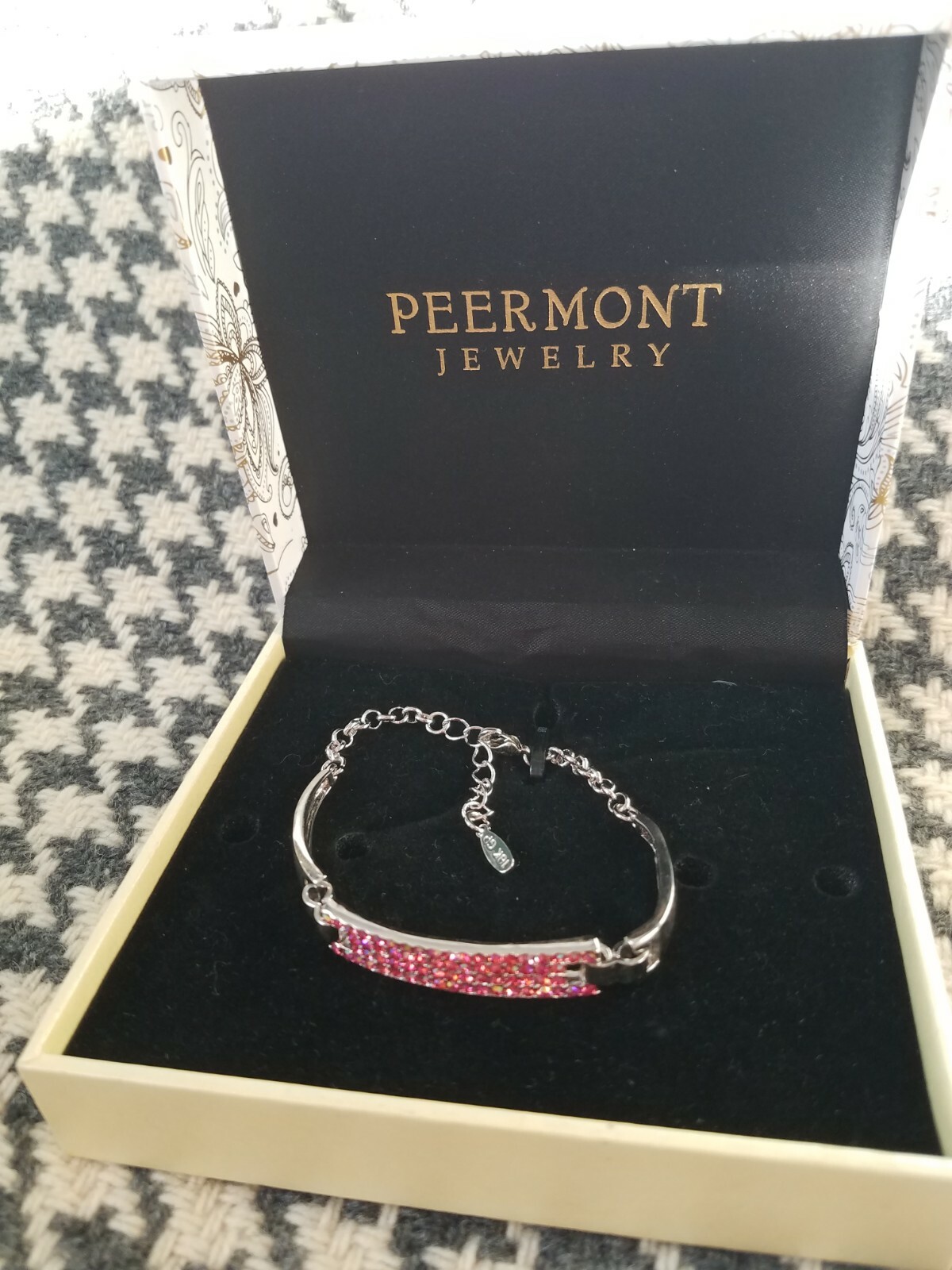 NIB PIERMONT JEWELS-B 1 Round adjustable chain Bracelet silver color in pink