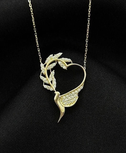 Simulated Diamond Round Cut Womens Stunning Pendant Chain 14K Yellow Gold Plated