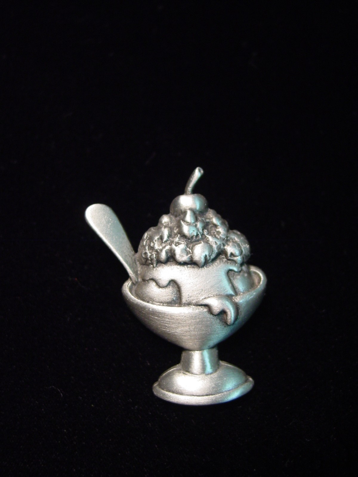 “JJ” Jonette Jewelry Silver Pewter ‘ICE CREAM Sundae’ Tack Pin