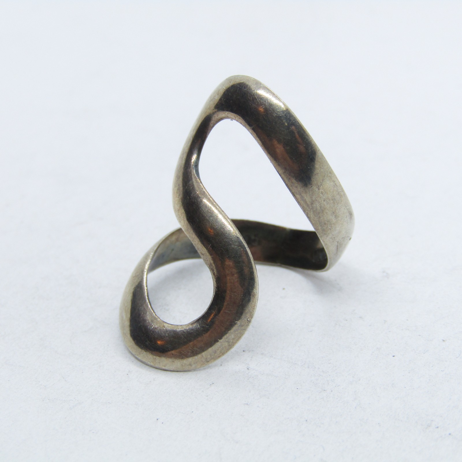 Mexico Sterling Silver 925 S Wrap Ring Size 7.5 K8092