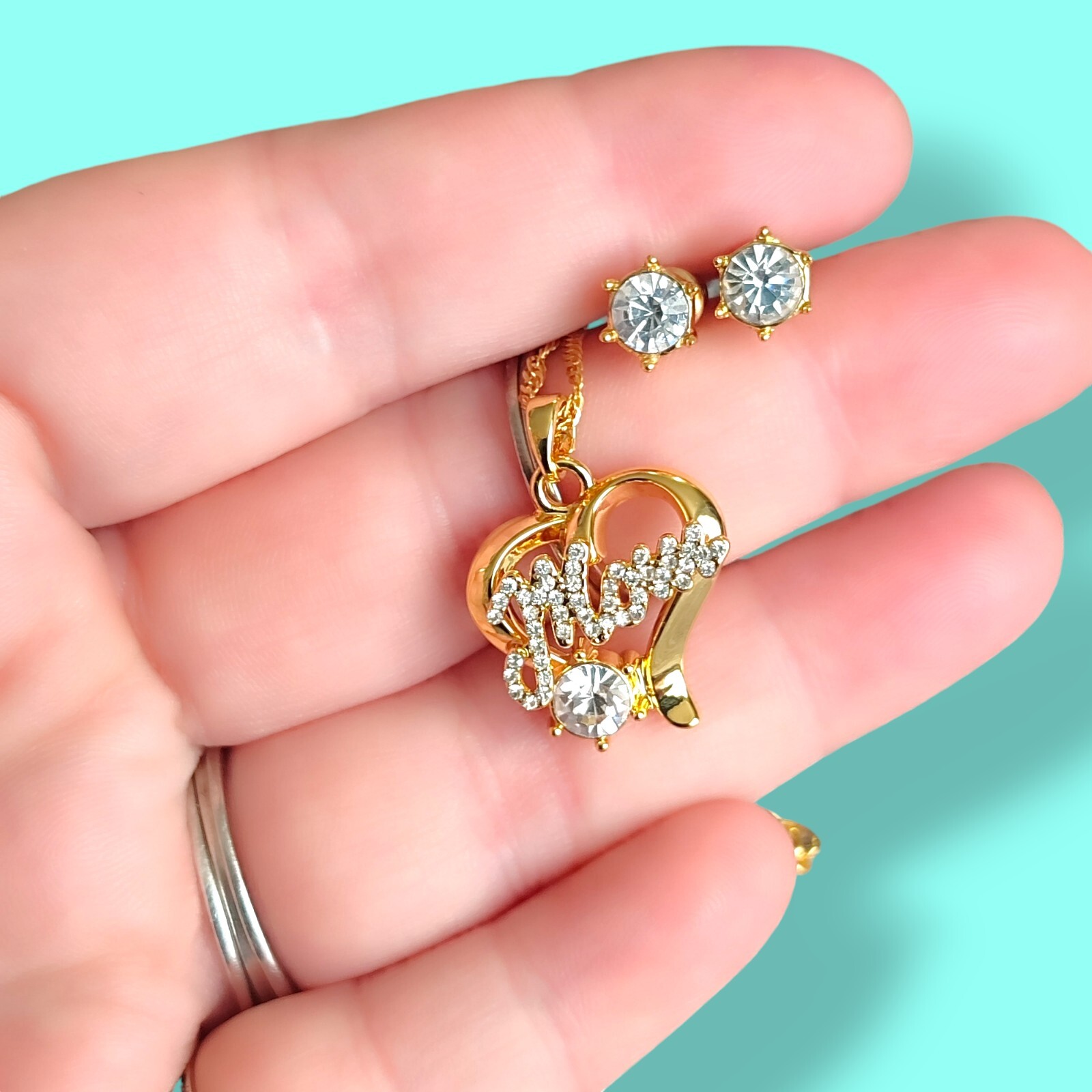 19in Gold Tone Clear Rhinestone Mom Necklace And Stud Earrings