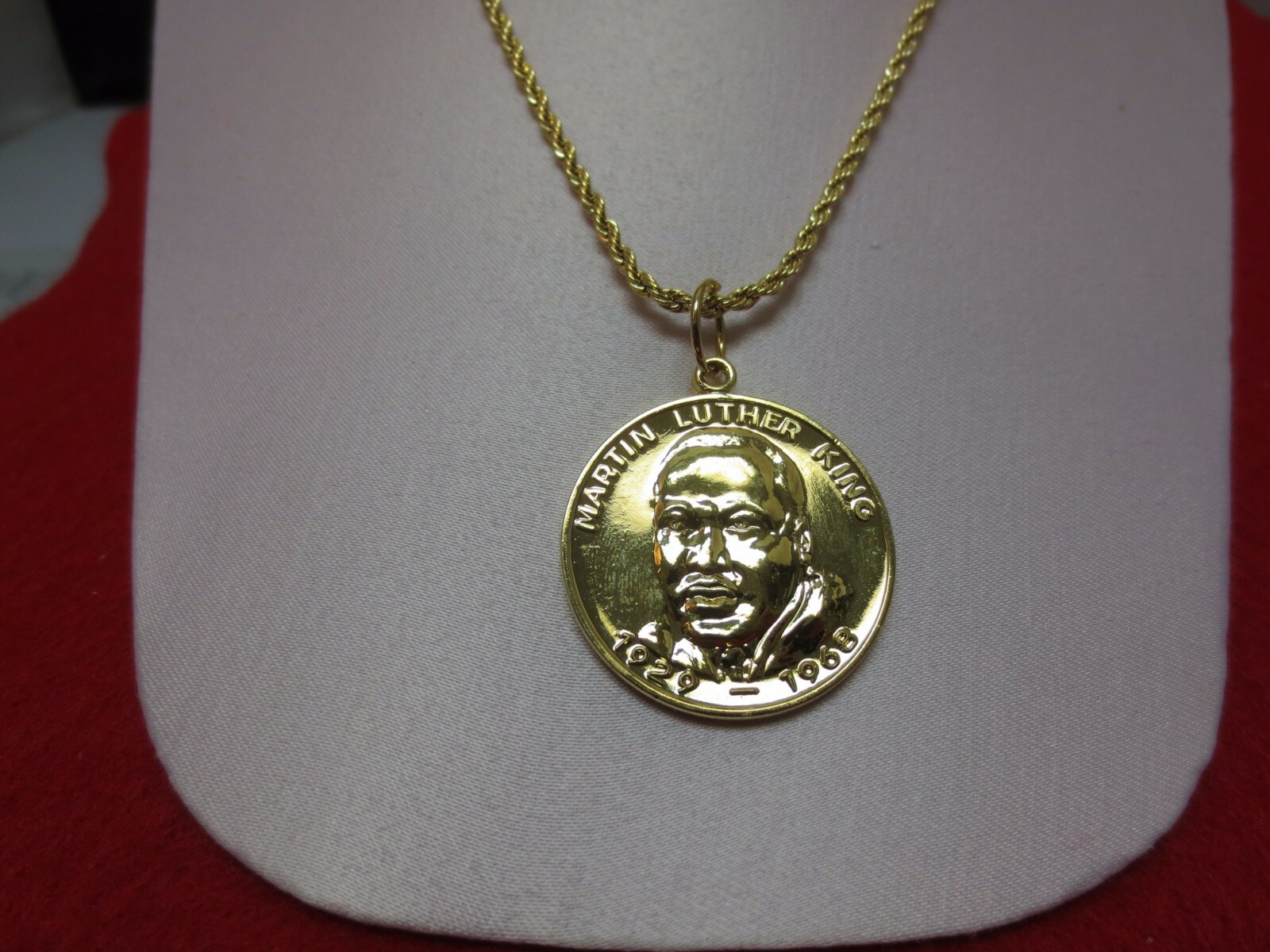 14 KT GOLD EP TWO SIDED MARTIN LUTHER KING CHARM W/ 16 “-30” 2.5MM ROPE -1615