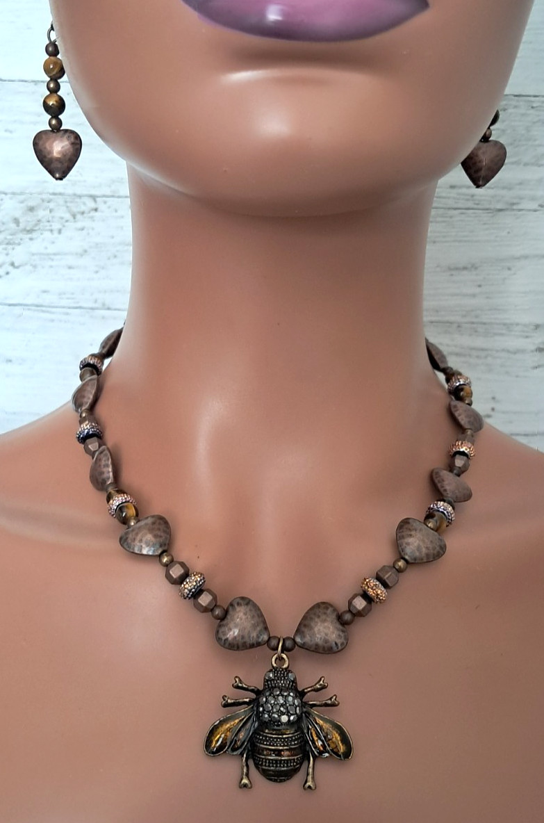 Bee Pendant Hammered Copper Hearts Tigers Eye Rhinestone Necklace & Earring Set