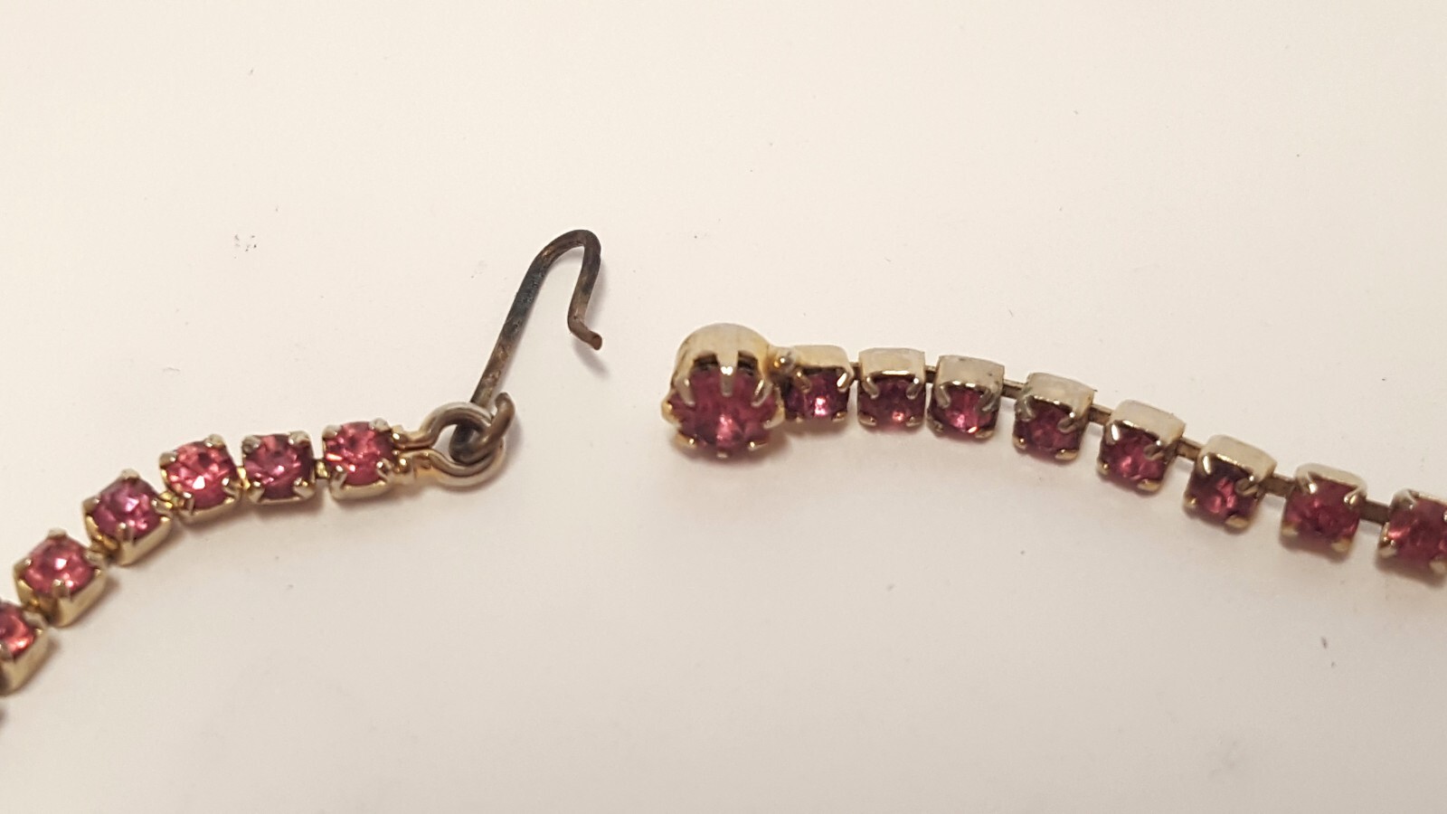 WEISS Pink Rhinestone White Enamel Necklace 15″ Clip Earrings 1″ Set Vtg TLC