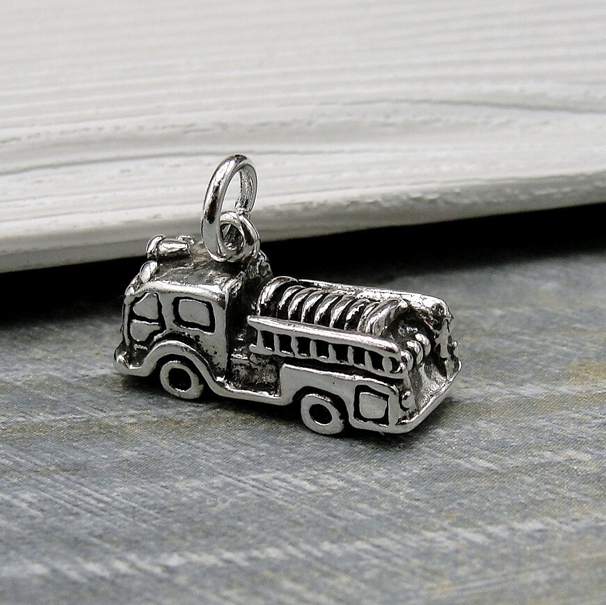 925 Sterling Silver Fire Engine Charm – Firetruck Charm – Firefighter Charm