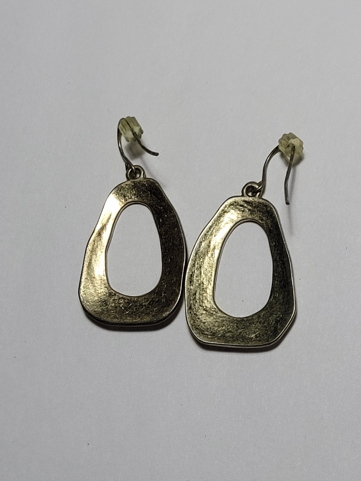 Bold Goldtone Hammered Texture Open Teardrop Hoop Earrings Hook Women’s Jewelry