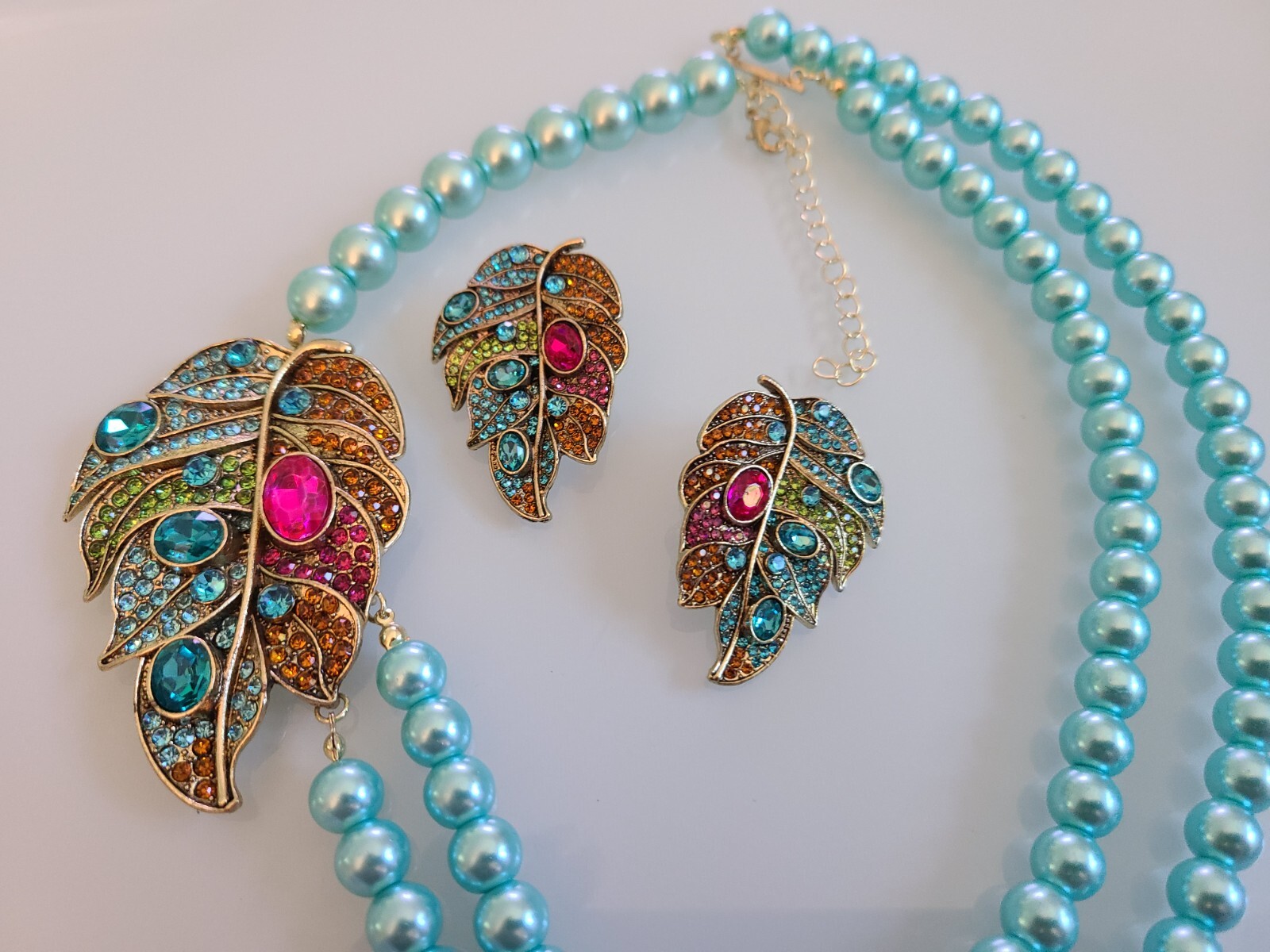 DESIGNER STYLE UNSIGNED AUTUMN LEAVES NECKLACE EARRINGS SIDE WORN SET WOW