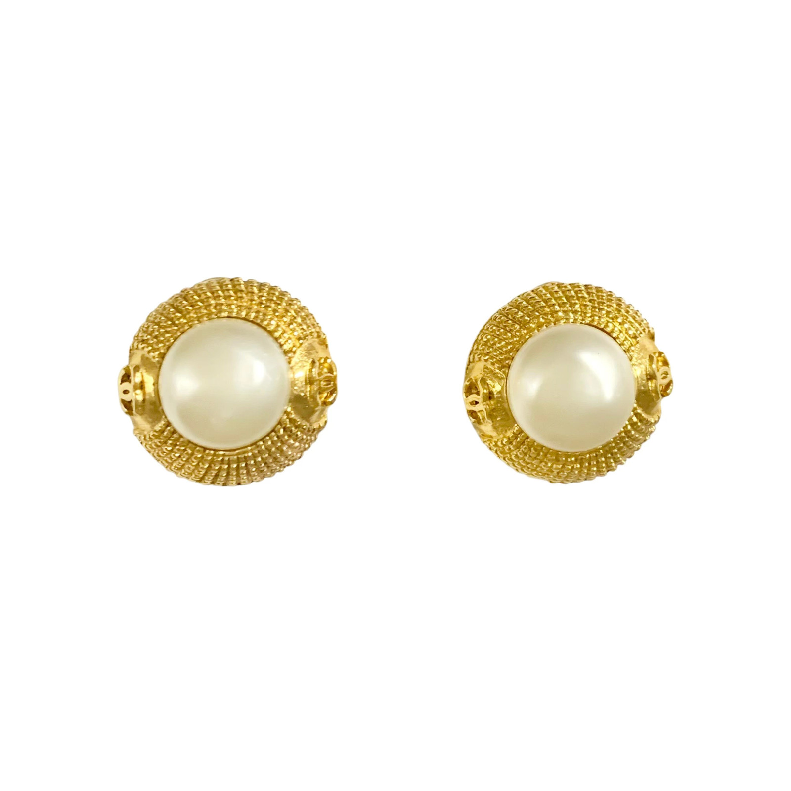 CHANEL Earrings Coco Mark Matelass Studs Chain Pearl Beads Gold Logo Round Vinta