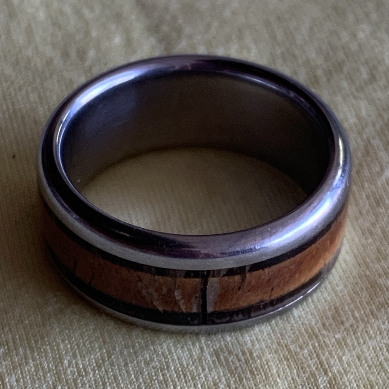 Silver & Brown Wood Inlay Band Ring Size 9 Silver Tone No Stone Pre-Owned
