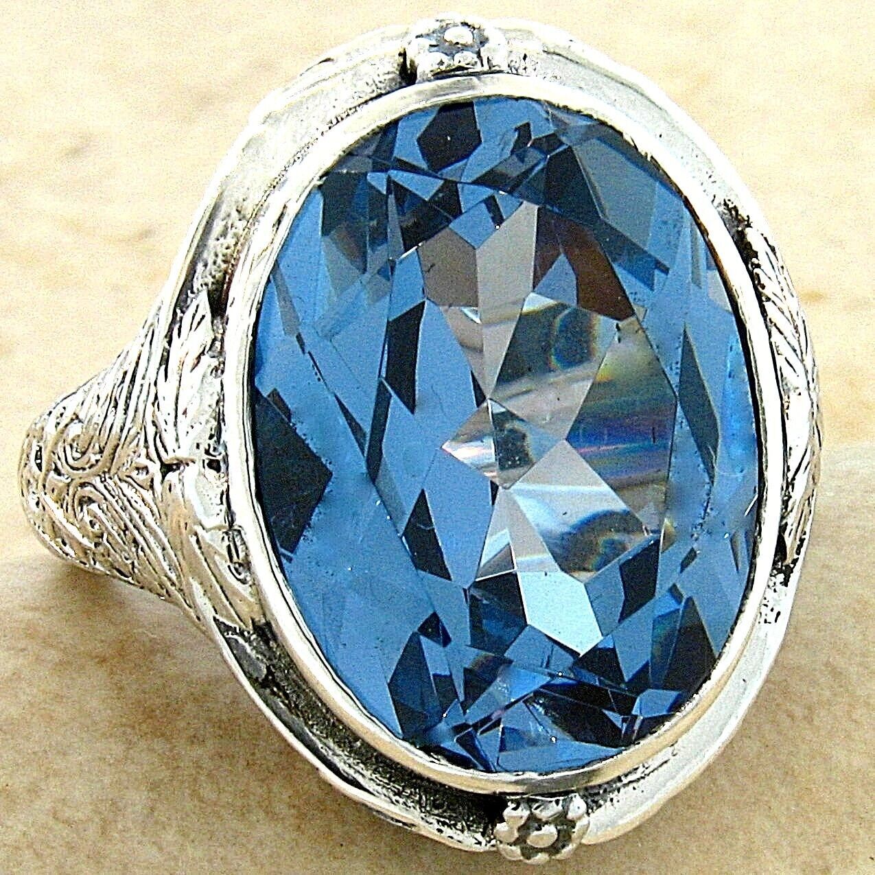 ANTIQUE STYLE 925 STERLING SILVER 18 CARAT SIMULATED AQUAMARINE RING 270z