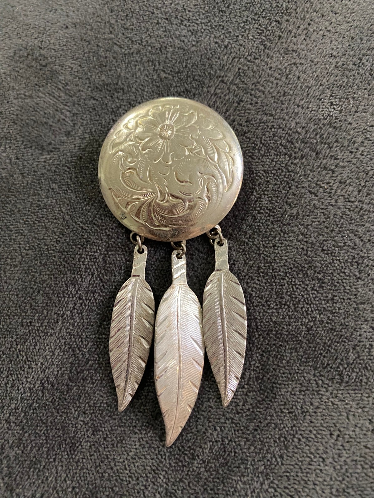 Montana Silversmiths Sterling Silver Plate Pin Broch Flower Filigree Feathers