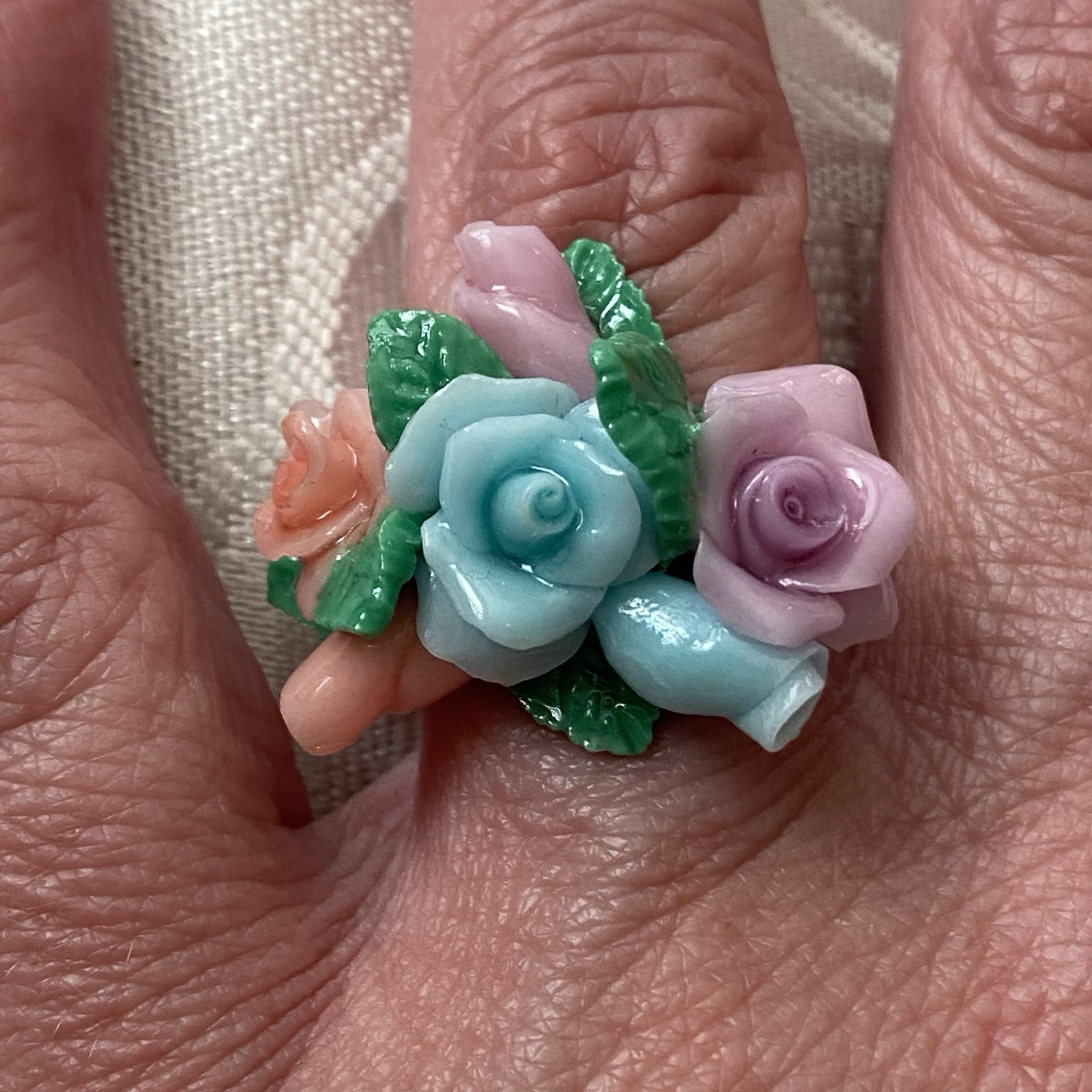Adjustable Finger Ring 6.5 To 7 Carved Roses Bright Pastel Resin Cottage Fairy