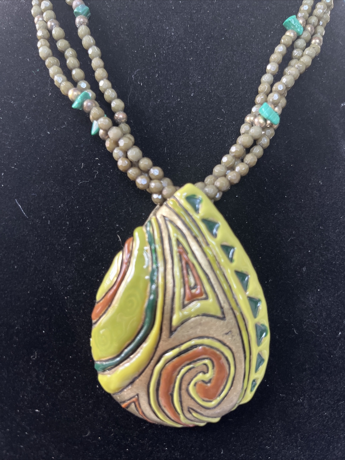 Enamelware Statement Pendant Necklace With Beads And Stones & Earrings Set