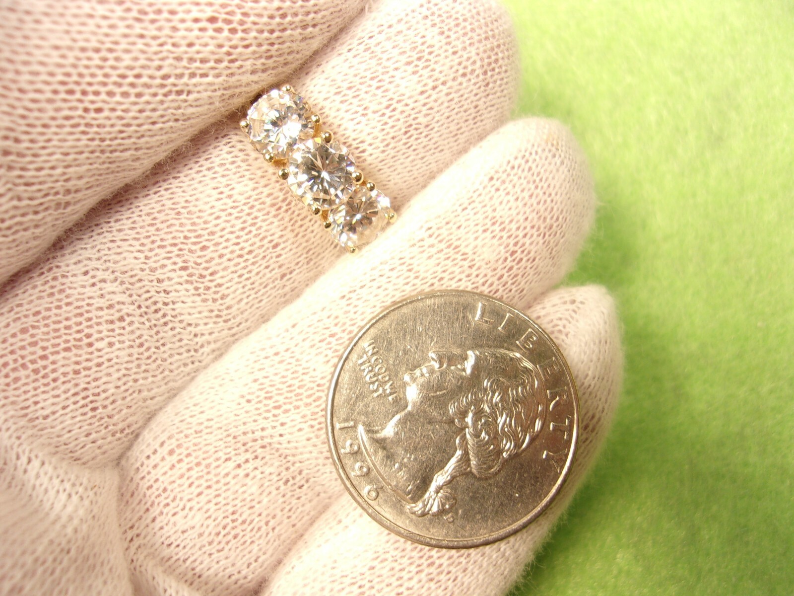 GORGEOUS 14K YELLOW GOLD & 3-STONE WHITE/CLEAR CZ RING, APPROX. 6.5mm DIAMETER