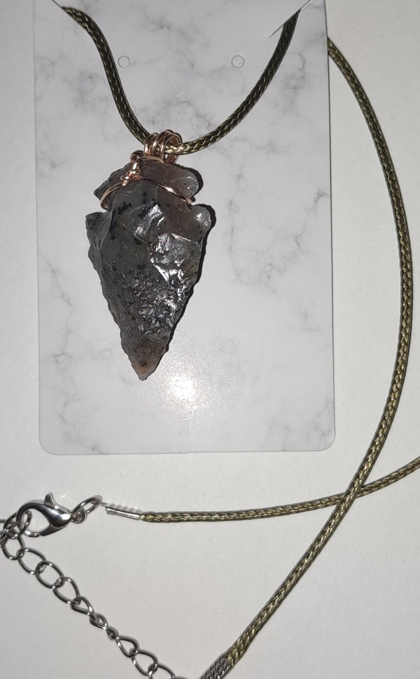 Hand Knapped natural stone Arrowhead pendants necklaces heritage warriors
