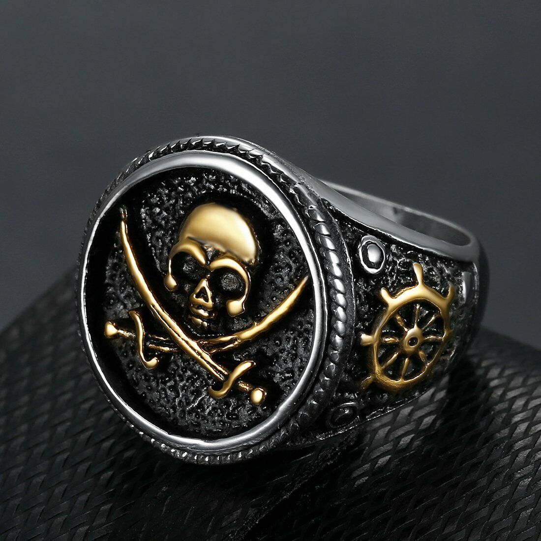 MENDEL Gothic Mens Stainless Steel Gold Plated Biker Pirate Skull Ring Size 6-15