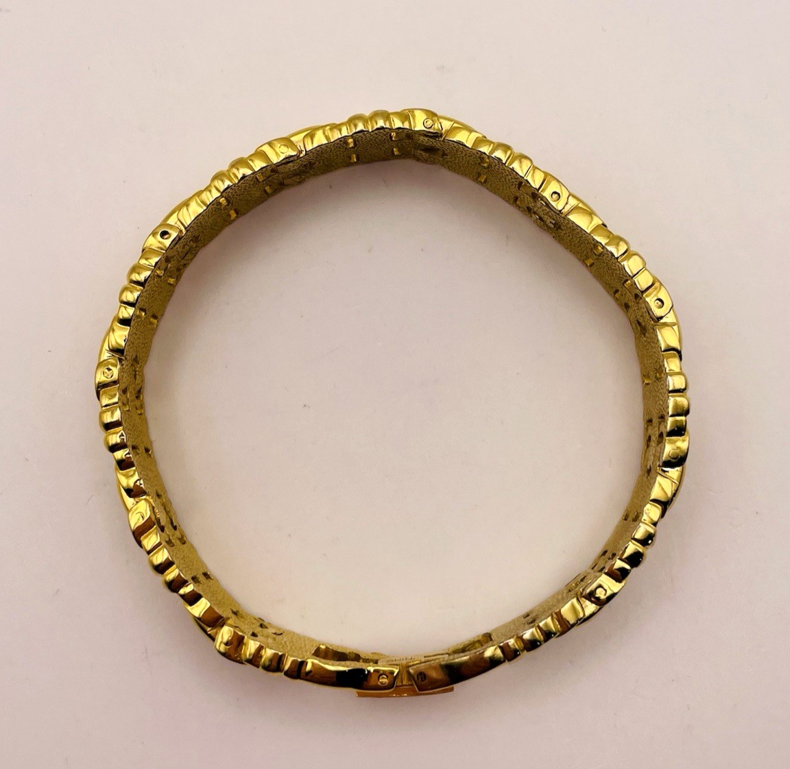 Gold Tone Modified Byzantine Link Bracelet 7.5 Inches
