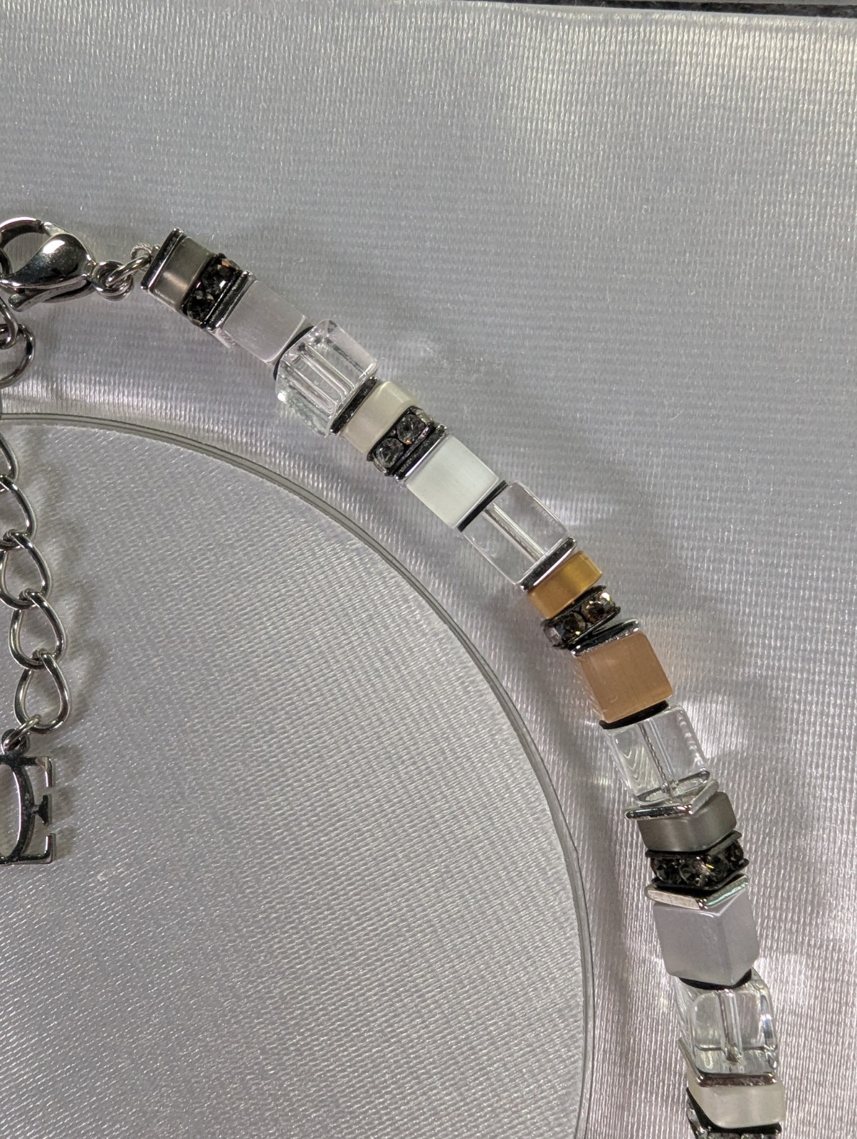 Coeur De Lion GeoCUBE Iconic Neutral Crystal Necklace 4016/10-1400 Original Box