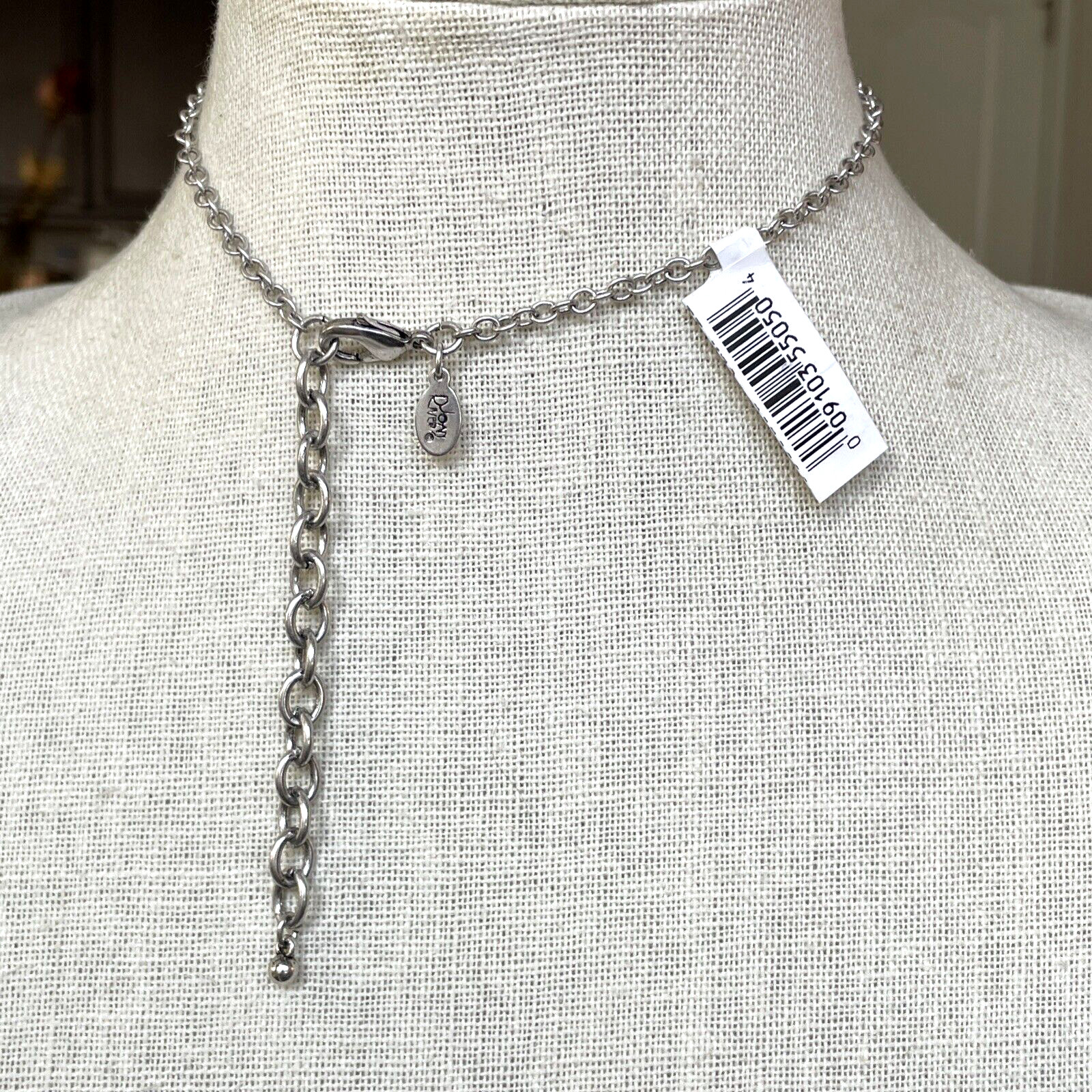 Joan Rivers 34″ Metal Disc and Glass Bead Chain Necklace – Silver Color – NWT