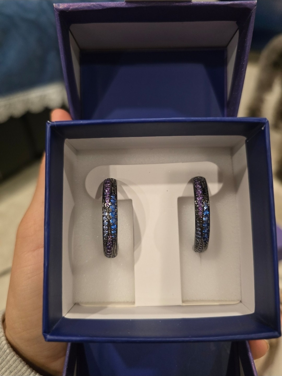 Hematite Plated Blue Purple Cubic Zirconia Pavé Hoop Hinged Earrings ER78139