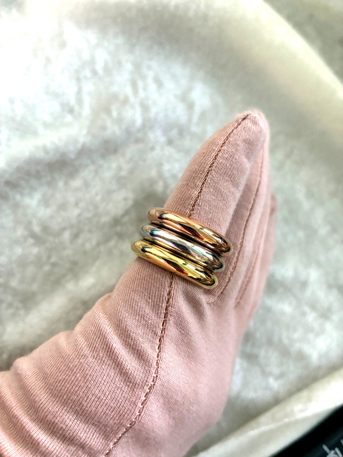 BELLA ORO SET 3 POLISHED FEDINE RINGS, 14K GOLD OVER RESIN SZ 4.75, (M4980G-62)