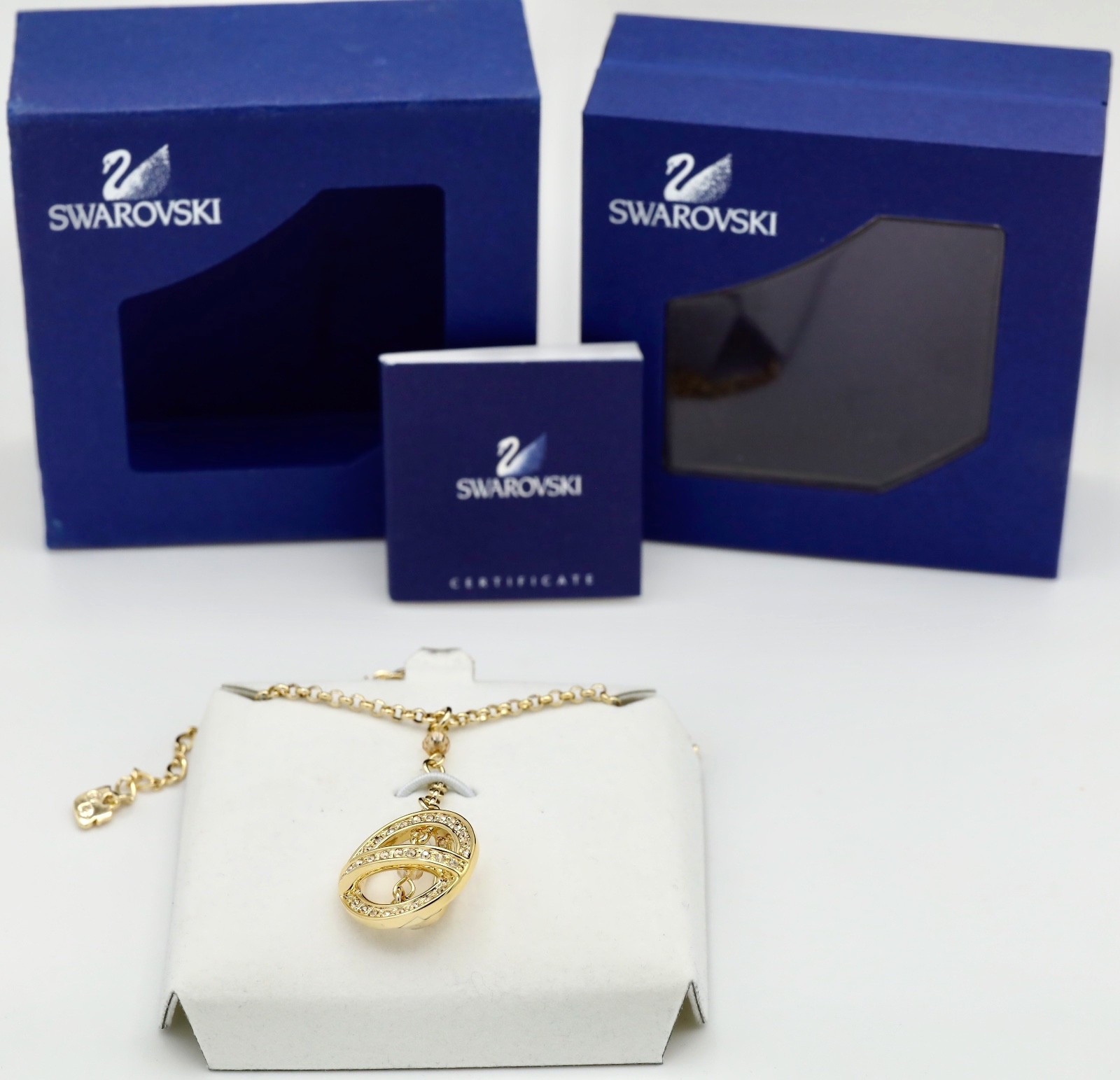 Swarovski Swan Mark Edie Y Pendant Gold Plated 952520 in Original Box 38/2×4.4cm