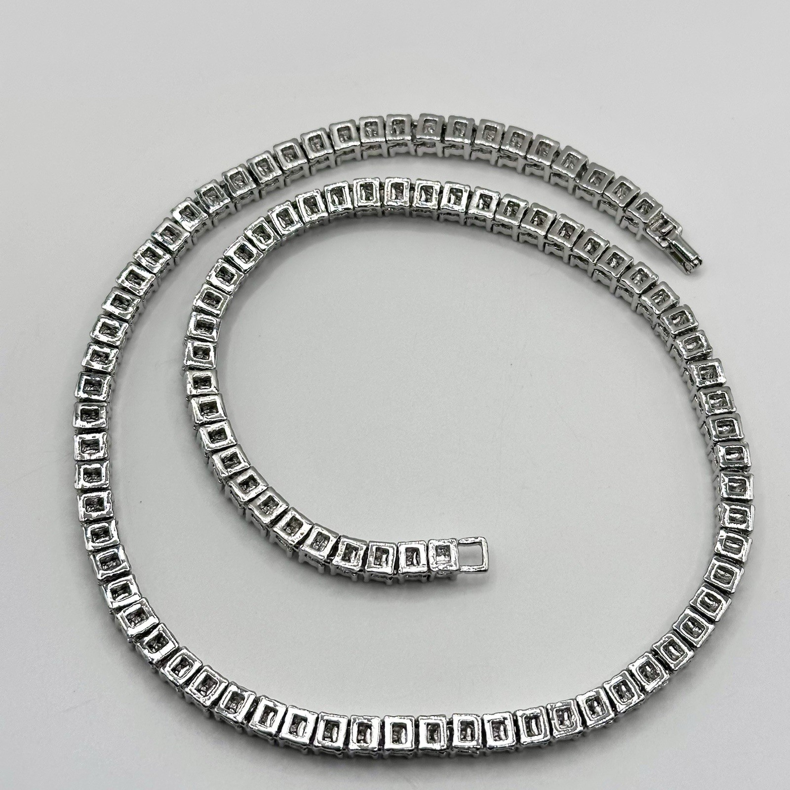 Cubic Zirconia Tennis Chain Necklace Round CZ Stones Silver Tone 18″