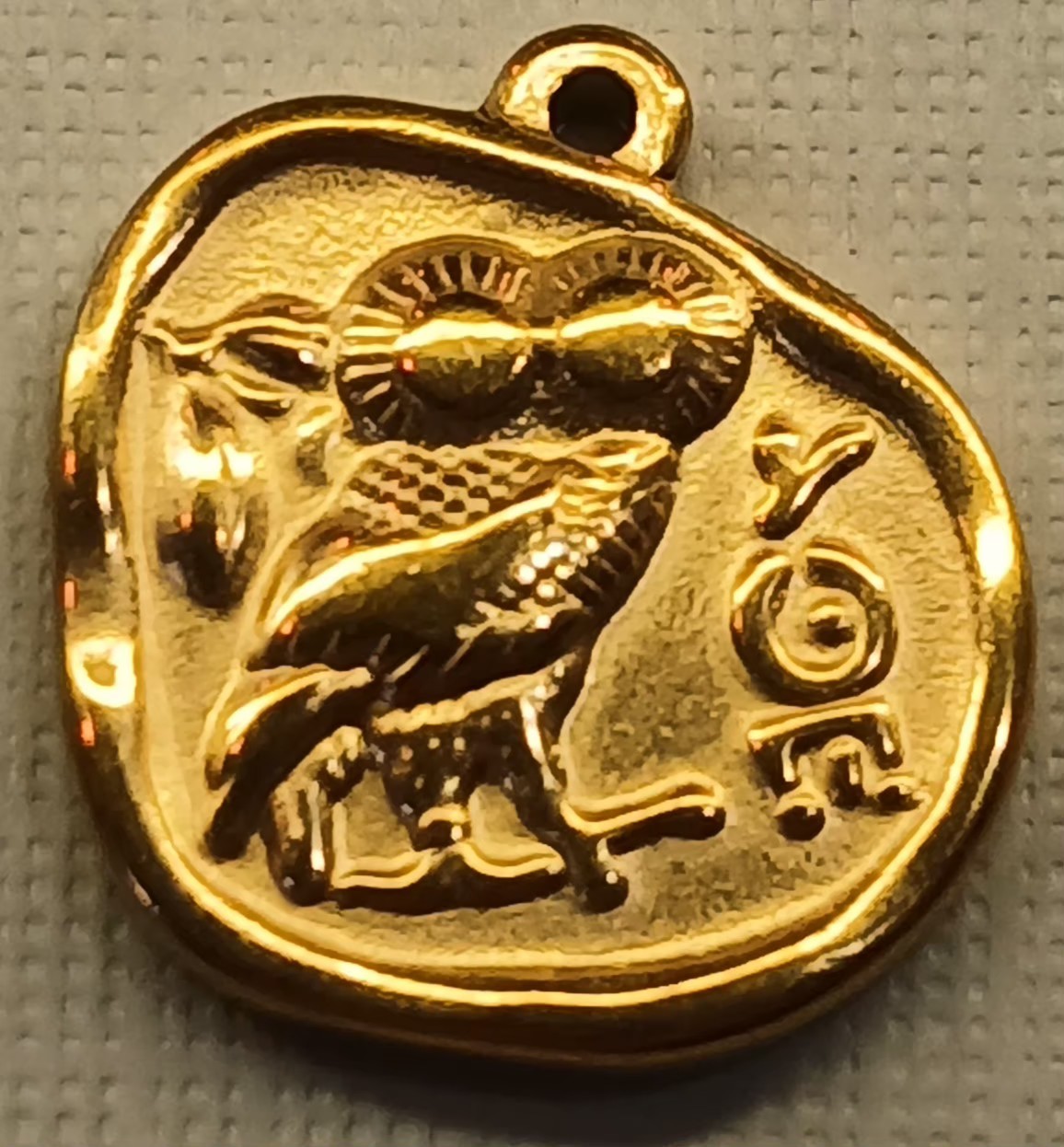 Golden Bronze Pendant/Medallion Athena Owl Medallic Art Co 1/13/16″ 117-6C