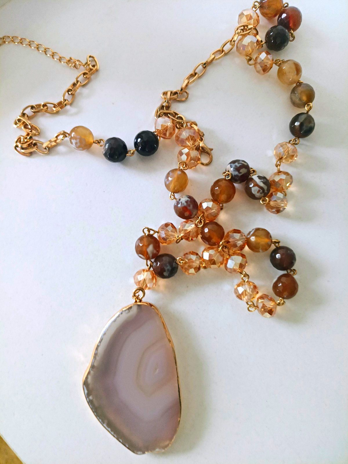 Agate Stone Gold Encrusted Bead Necklace 34″ Adjustable Length Ex.Condition