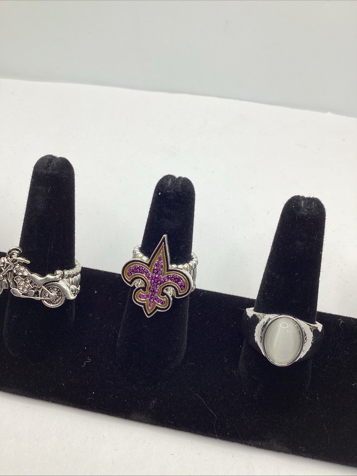 Lot Of 5 STRETCHY Costume Rings. See Pics For Sizes