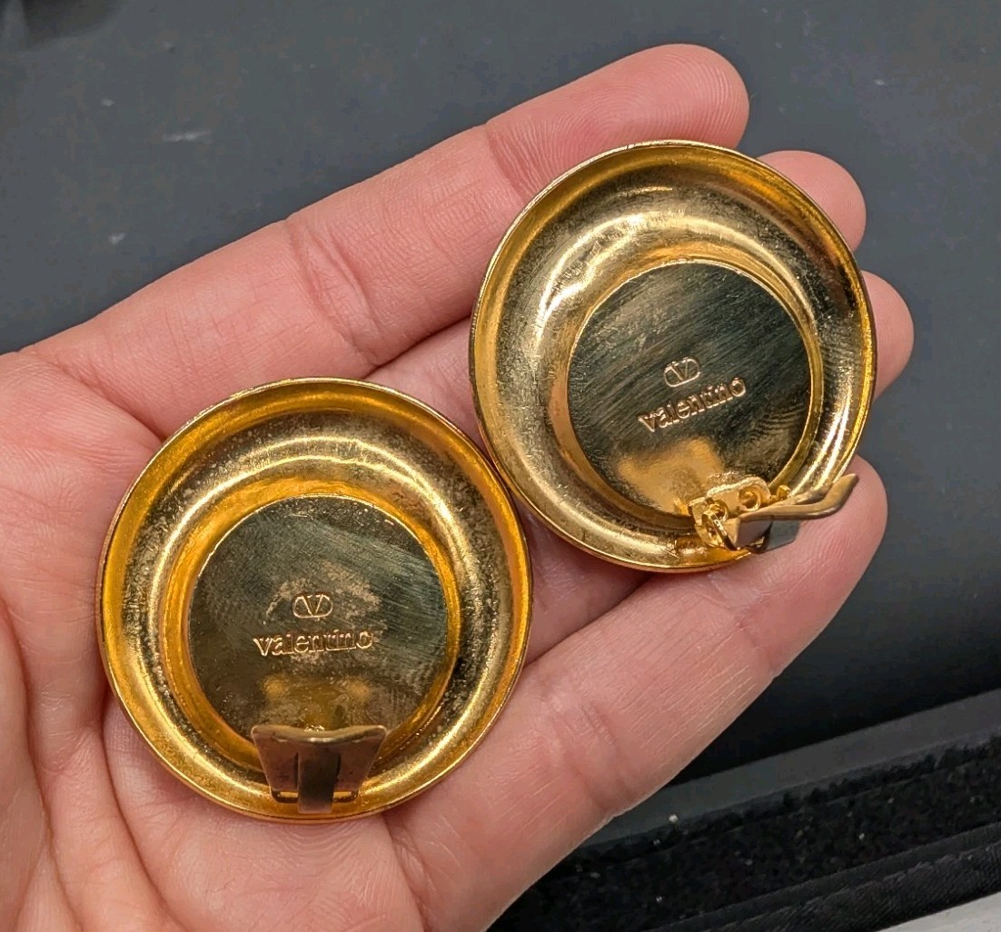 Vintage Signed Valentino Garavani Marbled Runway Bold Gold Tone Clip On Earrings