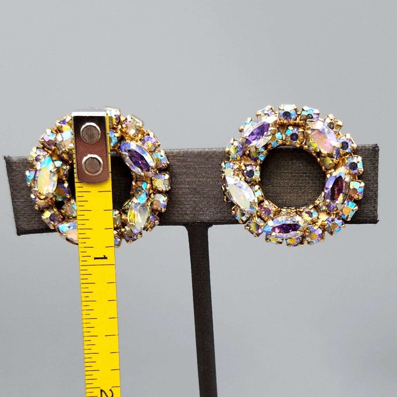 Vintage Unsigned Marquise AB Chaton Rhinestone Halo Circle Clip Earrings